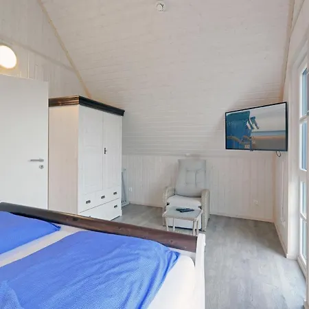 Awesome In Ostseeresort With Sauna Holiday home *